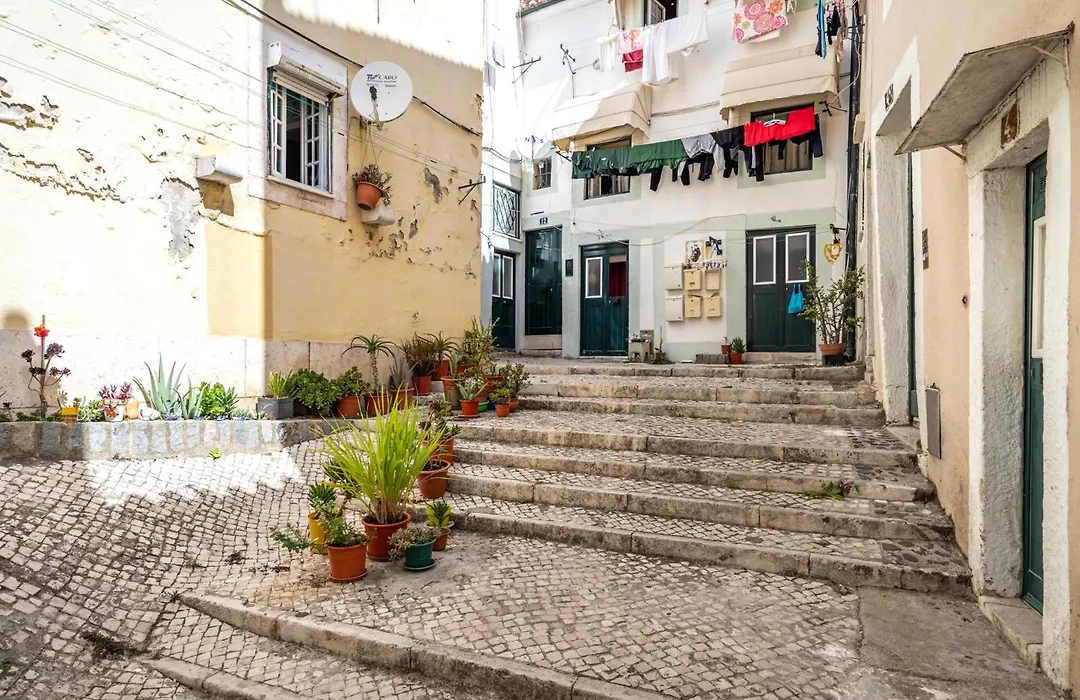 Studio In The Heart Of Alfama By Lisbeyond-1