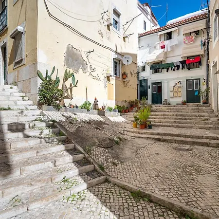 Studio In The Heart Of Alfama By Lisbeyond-3